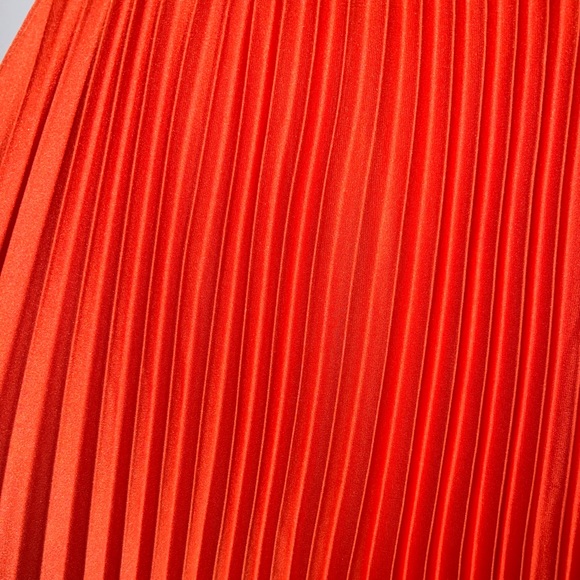 Ieena for Mac Duggal Plunge Neck Pleated A-Line Dress in Sunset - Picture 3 of 4